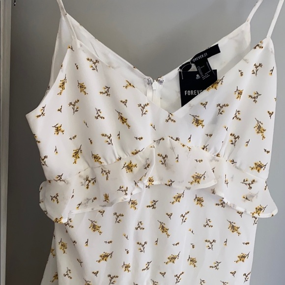 Forever 21 floral dress - Picture 2 of 5